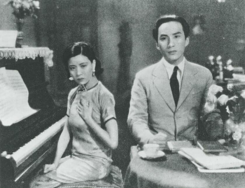 「新女性」（1935年、中国）1930年代の上海を舞台に自立か男性への依存かで揺れる女性を描く。山内菜々子の活弁と宮澤やすみの三味線付きで上映。蔡楚生（ツァイ・チューション）監督／国立映画アーカイブ所蔵