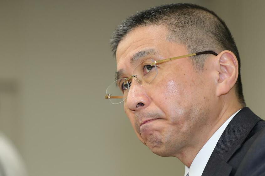 対立を深める日産とゴーン前会長。西川広人社長も無傷ではいられない?!(c)朝日新聞社