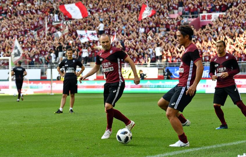 イニエスタの加入などで“バルサ化”が進む神戸だが… (c)朝日新聞社
