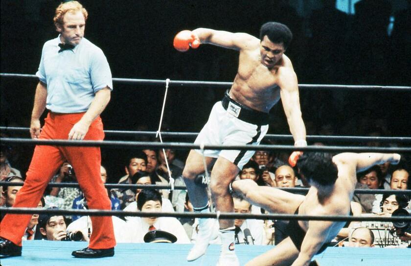 アントニオ猪木とモハメド・アリが45年前に戦った、伝説の「世紀の一戦」。アリはこの試合で足を負傷し引退を早める結果となった（撮影/木村盛綱)