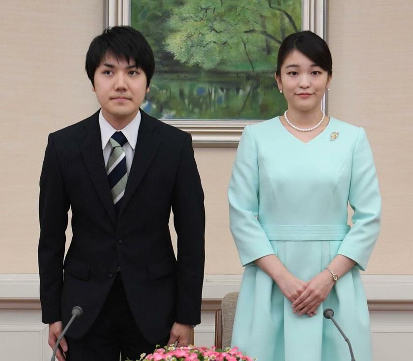 赤坂東邸で眞子さまと小室圭さんの婚約内定会見が行われたのは、2017年9月3日。それから4年近い歳月を経て、年内に結婚する見通しであると発表された　（ｃ）朝日新聞社