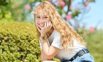 pecoのファッションの原点「ビバリーヒルズ高校白書」リモコン片手に静止画で分析!