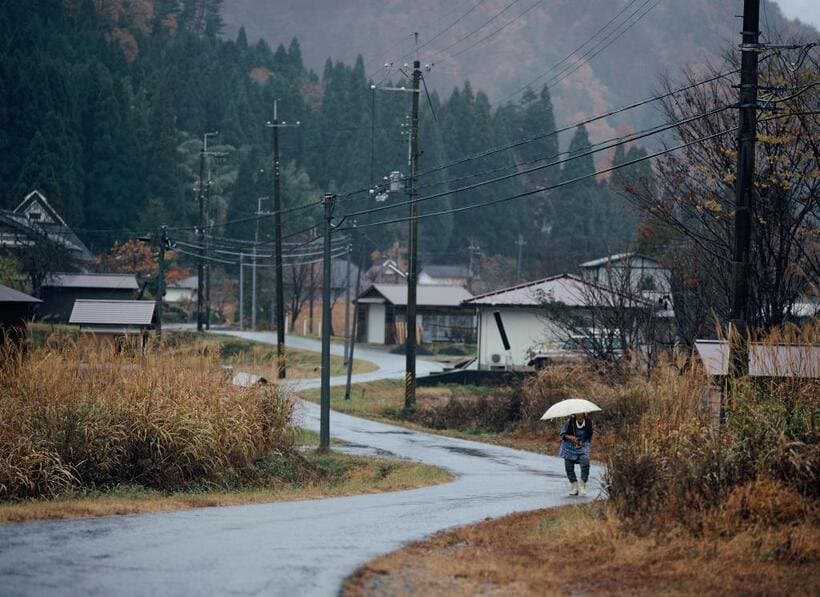 「週刊司馬遼太郎」の第１回で訪ねたのは、司馬さんが「湖西のみち」で歩いた朽木村だった（２００５年１２月、滋賀県高島市　撮影／写真部・小林修）