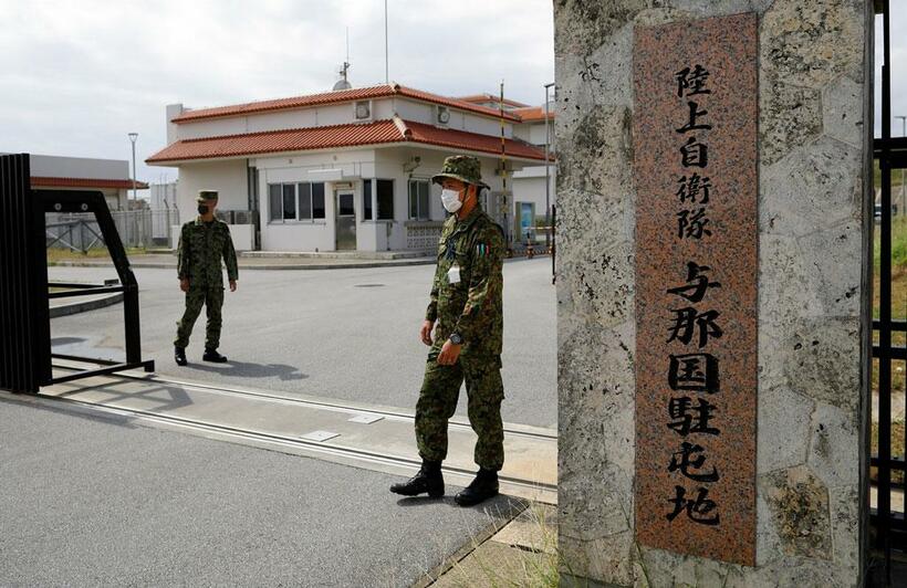 台湾から約１１０キロの距離にある与那国島の陸上自衛隊駐屯地。現在、沿岸監視部隊と電子戦部隊が配備されている（写真：ａｆｌｏ）