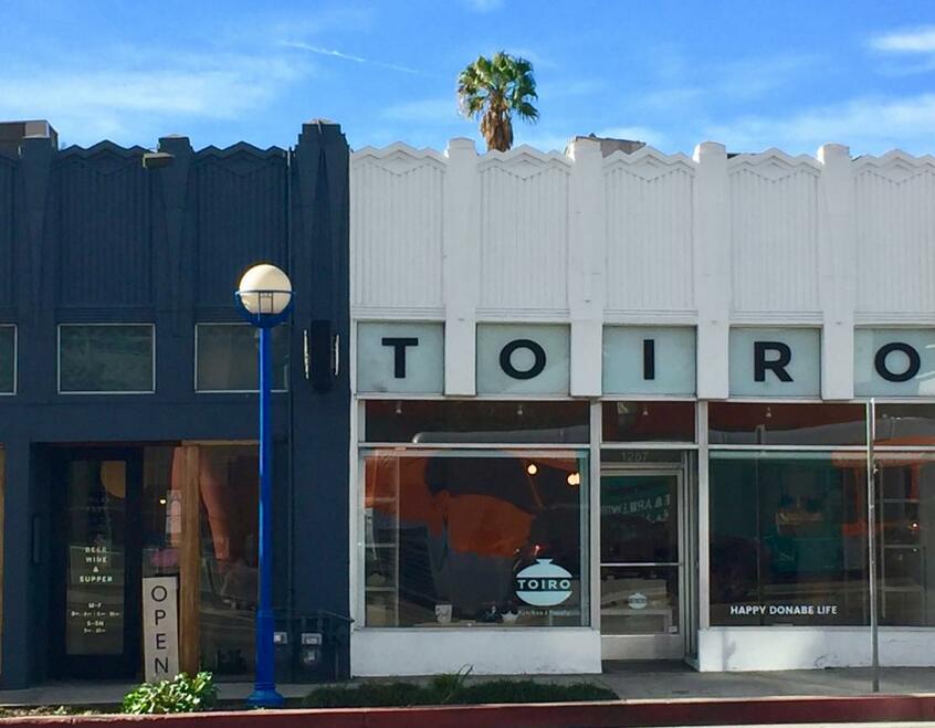 TOIROにはアメリカ各地からお客さんが来て土鍋を買い求め、新しい食文化を体験する