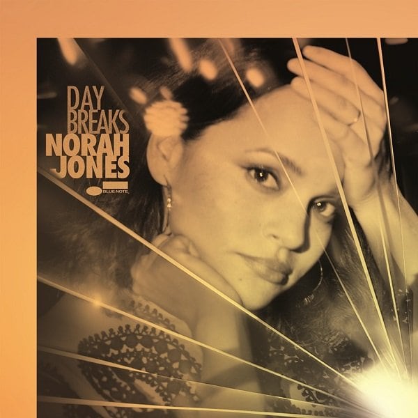 ノラ・ジョーンズ、ニュー・アルバム『デイ・ブレイクス』収録曲のライブ映像が公開