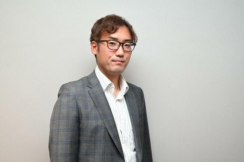 日曜劇場「日本沈没―希望のひと―」プロデュース 東仲恵吾(ひがしなか・けいご)/1984年生まれ。プロデューサーとして、ドラマ「99.9-刑事専門弁護士」「おカネの切れ目が恋のはじまり」などを手掛ける(TBS提供)