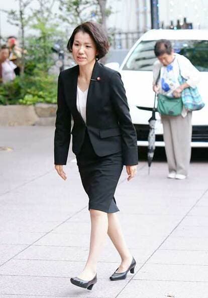 豊田真由子(とよた・まゆこ)/1974年、千葉県生まれ。東京大学法学部を卒業後、厚生省(当時)に入省。米国ハーバード大学大学院で学び、理学修士を取得。2012年、公募で自民党から衆院選に立候補し、初当選。今年6月、秘書への「このハゲー!」などの暴言や暴行が報じられ、自民党を離党=9月18日、会見し、次期衆院選への出馬の意向を表明
