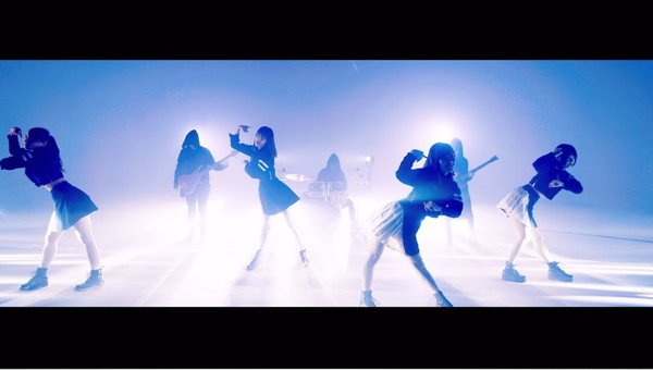 PassCodeが新曲「Same to you」MV公開、「ONE STEP BEYOND」はフルサイズで