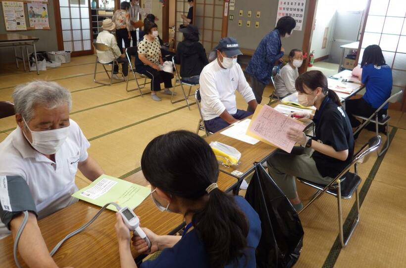 感染対策で、一部診療は島の施設で行った