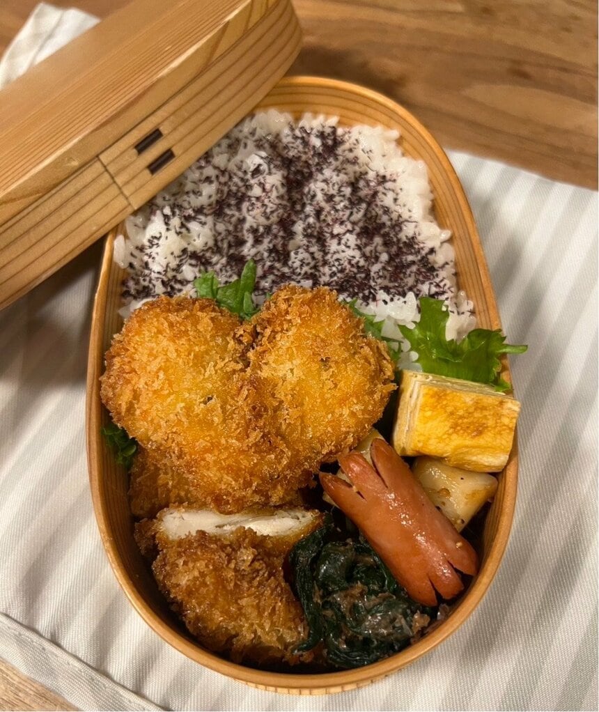 娘さんへのお弁当は愛情たっぷり。おいしそう！ 中澤裕子 official Instagram（@yuko_nakazawa_)より