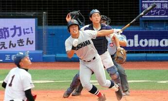 夏の甲子園「ドラフト候補 」高校ナンバーワン外野手にスカウト陣が熱い視線