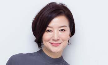 鈴木京香、漂う「気品オーラ」の裏にある“秘密”