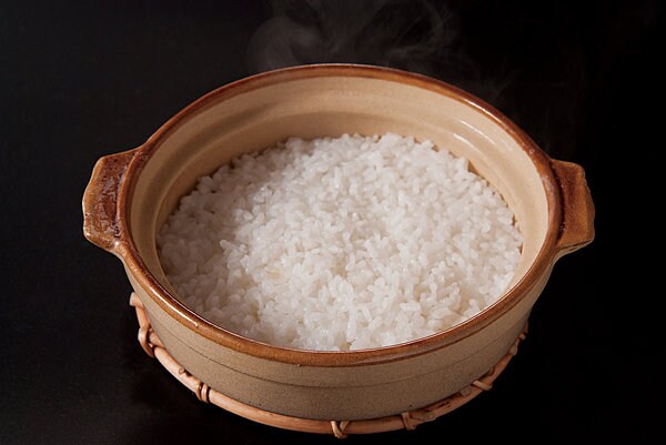 フワ~っと立ちのぼる湯気とほんのり甘~いお米の香り。最高ですよね!