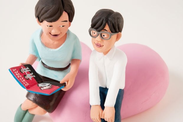 「世界で一番好き」「お母さん、かわいい」と本気で言ってくれるのは息子だけ。いつか離れる日が来ても、愛さずにはいられない（立体イラスト／ｋｕｃｃｉ、撮影／写真部・堀内慶太郎）
<br />