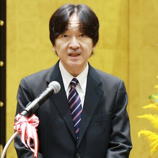 秋篠宮さま58歳 なぜ歯切れが悪い宮邸改修問題「全体像を隠していると思われても仕方ない」と元宮内庁OB