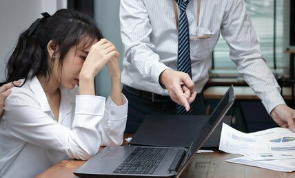 「書類を破棄して辞める、覚えておけよ」リベンジ退職に悩む企業　転職サイトへの書き込みでダメージも