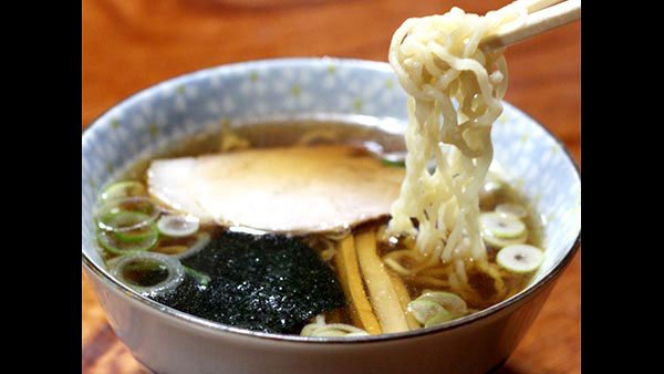 米沢市名物の「米沢ラーメン」。細い縮れ麺としょうゆベースのスープが特徴で、さっぱりしているが味付けが絶妙との声が多かった