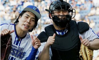 令和ロマン・松井ケムリら芸人の“結婚発表ラッシュ” 結婚直後に公にしないそれぞれの「事情」とは?