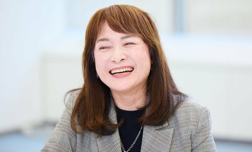 佐藤亮子さん