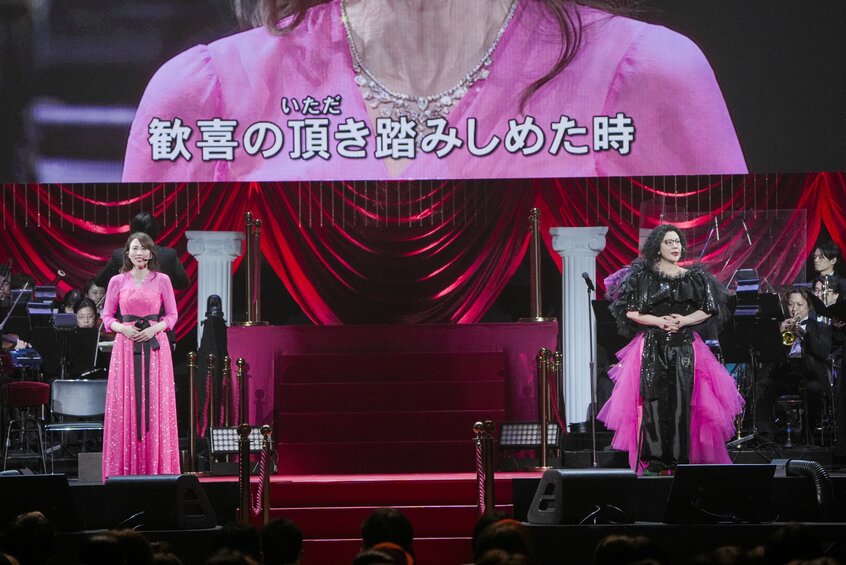 「交響曲第9番ニ短調作品125第4楽章『歓喜の歌』」。なかにし礼さんによる日本語歌詞で約8千人の大合唱が実現。堀井さんの「絶対やりたい」という熱意で実現した企画(撮影:上飯坂 一)