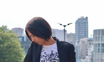 デビュー30周年の高野寛が「まな板の上の鯉」となったアルバム「City Folklore」