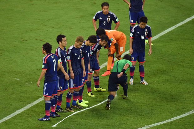 バニシング・スプレーで引かれた線（写真：ｇｅｔｔｙｉｍａｇｅｓ）