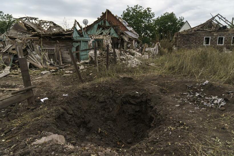 ロシア軍が攻勢をかけるウクライナ東部ドネツク州で、破壊された住居（photo　AP／アフロ）
