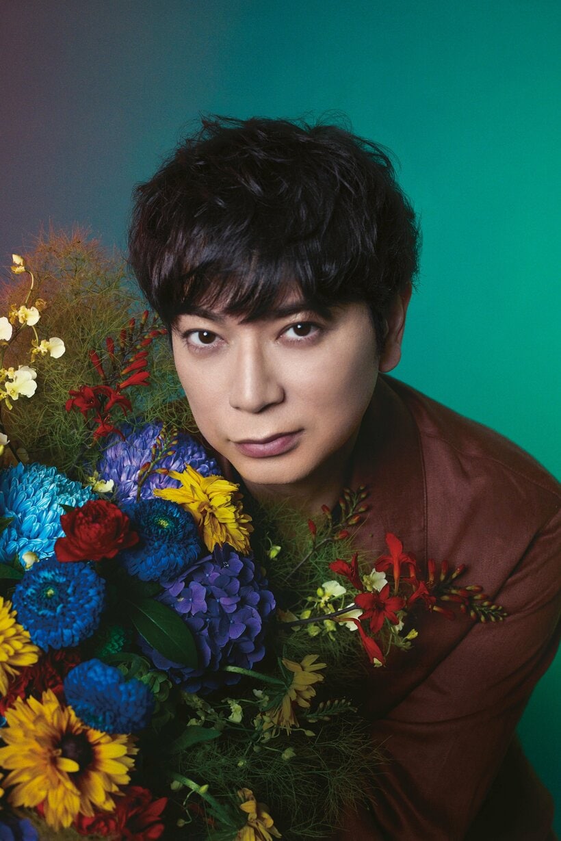 ［撮影：蜷川実花／hair　＆　make　up　竹内美徳／styling　丸本達彦／costume　エストネーション　BERLUTI（Steady　Study　Ltd．）］
