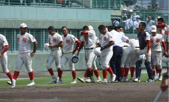夏の地方大会「強豪の敗退続出」 “波乱”の言葉に違和感も、力劣る学校の勝機増すワケ