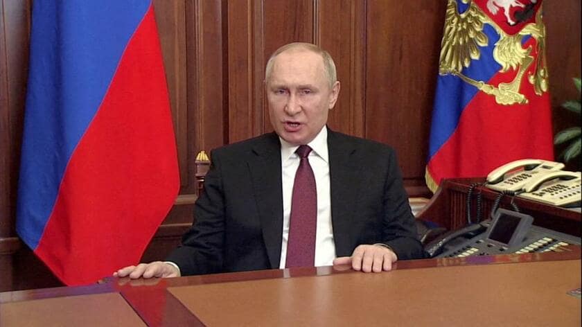 2月24日、ウクライナへの「特殊軍事作戦」について話すプーチン大統領（ｖｉａ　ＲＥＵＴＥＲＳ/ロイター）