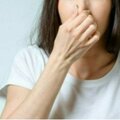 「鼻をつまんで投票する回数」の限界を超えた 有権者人生で初めて国政選挙を「棄権」 北原みのり