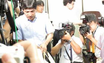 森達也「一人が怖くなって集団化が加速し狂気へ…」オウム事件の深層解明されぬまま終焉