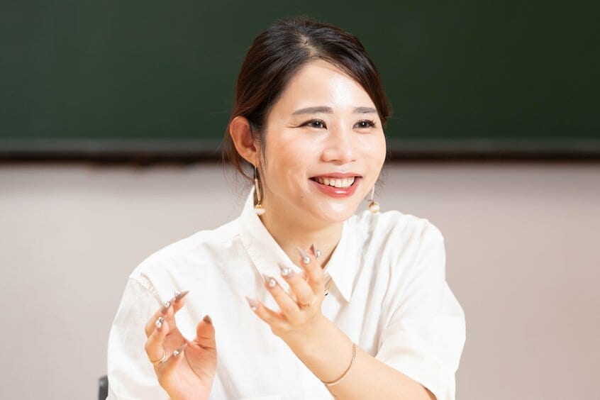 鈴木涼美さん(撮影/写真映像部・上田泰世)