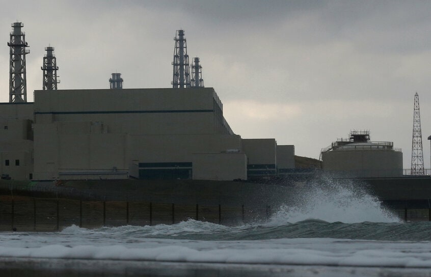 2012年に撮影された柏崎刈羽原発(写真:ロイター/アフロ)