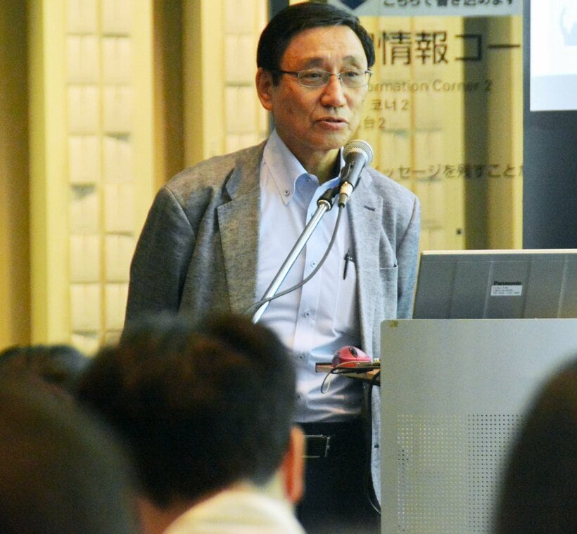 長崎大学客員教授でNPO法人ピースデポ代表の鈴木達治郎さん。「核の傘に守られているというのは幻想」