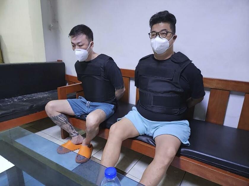 広域連続強盗事件。フィリピンから移送された今村磨人容疑者（写真右）と藤田聖也容疑者（写真／アフロ）