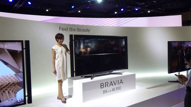 ソニーの４Ｋ対応テレビ「ＢＲＡＶＩＡ」（撮影／dot.編集部・北元均）