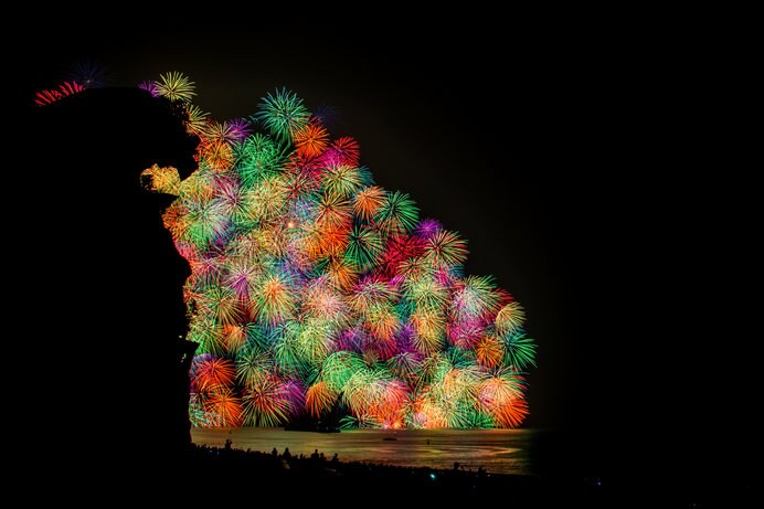 三百余年の伝統を誇る「熊野大花火大会」