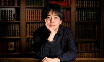 死因は「コロナ」 現実が小説に入り込む中村文則の『カード師』
