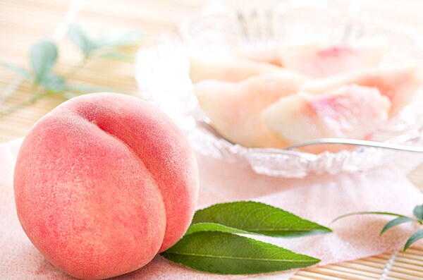 みずみずしく甘～い桃は夏の暑さを癒してくれますね！