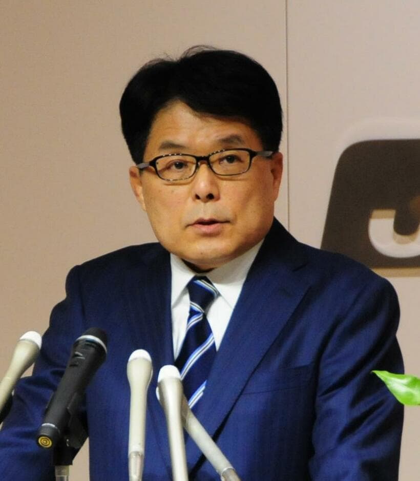 前岩手県知事で分科会の会長代理を務める増田寛也氏