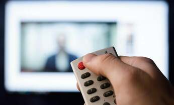 長寿番組消滅で“若返り”に躍起 テレビはなぜ50代以上を切り捨てた?