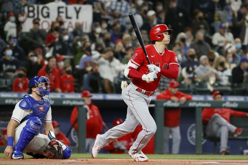 エンゼルスの大谷翔平はレギュラーシーズン最終戦の１０月３日、マリナーズ戦の一回に４６号本塁打を放った（ＧｅｔｔｙＩｍａｇｅｓ）