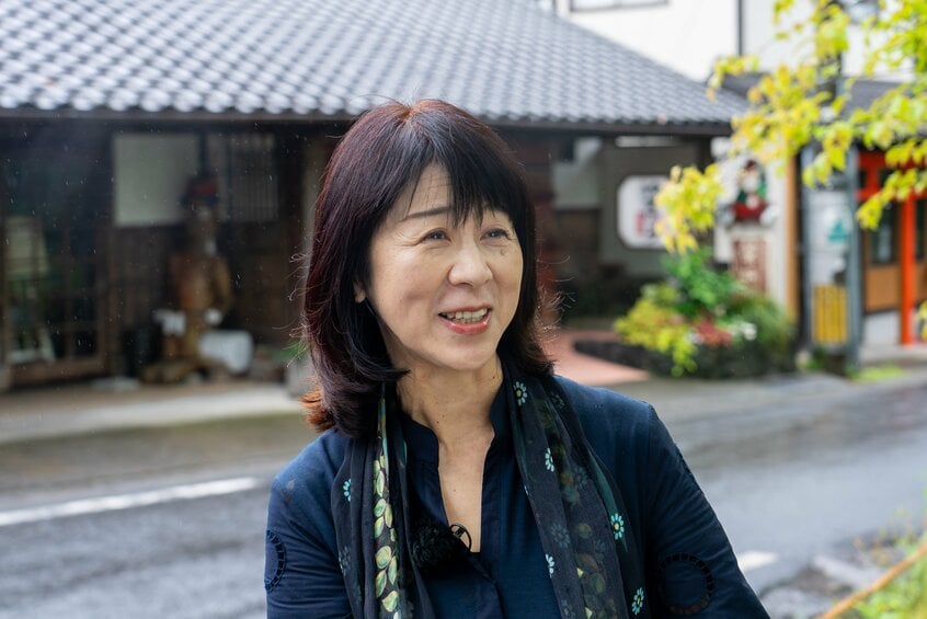 女性経営者が稀なころ「女将は表に立つ人」だったが、自分の仕事は由布院で旅館を経営すること、と思っていた。いまや女性1人で旅ができ、旅館にも泊まれる。女性経営者が出たことによる変化ではないか (写真/ 山中蔵人)
