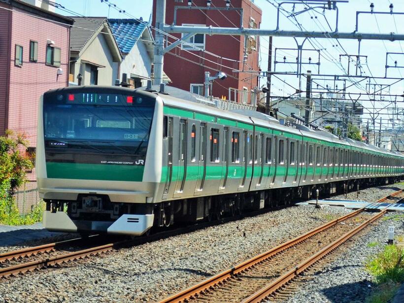 ＪＲ側から相鉄への乗り入れは埼京線のＥ２３３系電車が使用される（Ｃ）朝日新聞社