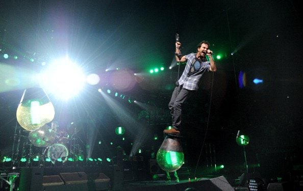 パール・ジャムのエディ、5月にブラジルでソロ公演を