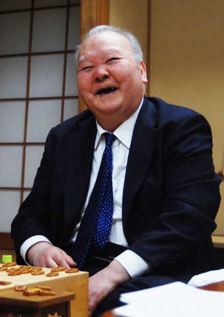 対局後に笑顔を見せる加藤一二三九段＝１月（ｃ）朝日新聞社