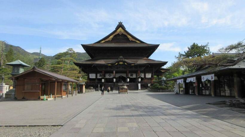 善光寺本堂