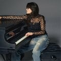 アンジェラ・アキ 「無期限の活動休止」から10年。夢だったミュージカル音楽家として日本での活動を再開